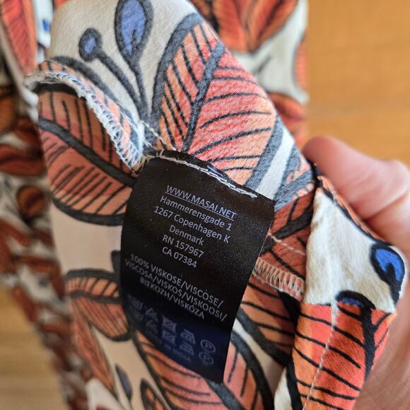 Masai Copenhagen Nora Dress Whitecap Floral Viscose Vneck 3/4 Sleeve Round Hem - Picture 6 of 6